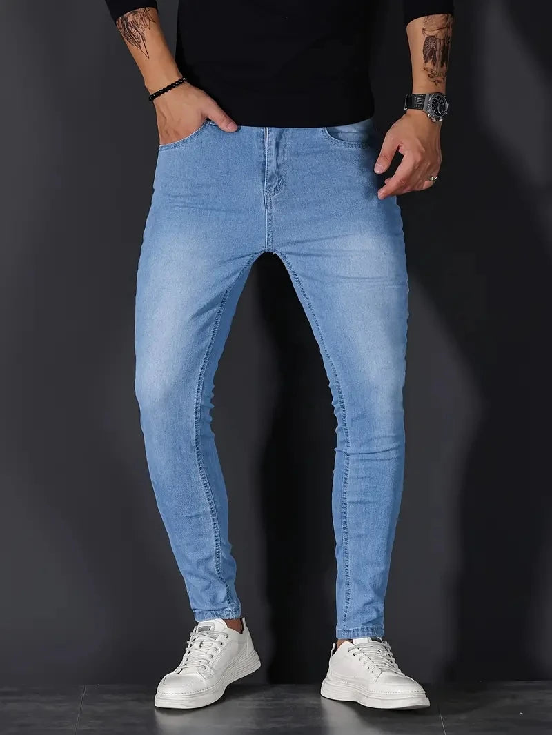 2024 New Men Stretch Skinny Jeans Male Designer Elastic Scratch Denim Pencil Pants Jeans Streetwear Sky Blue Fashion Jeans