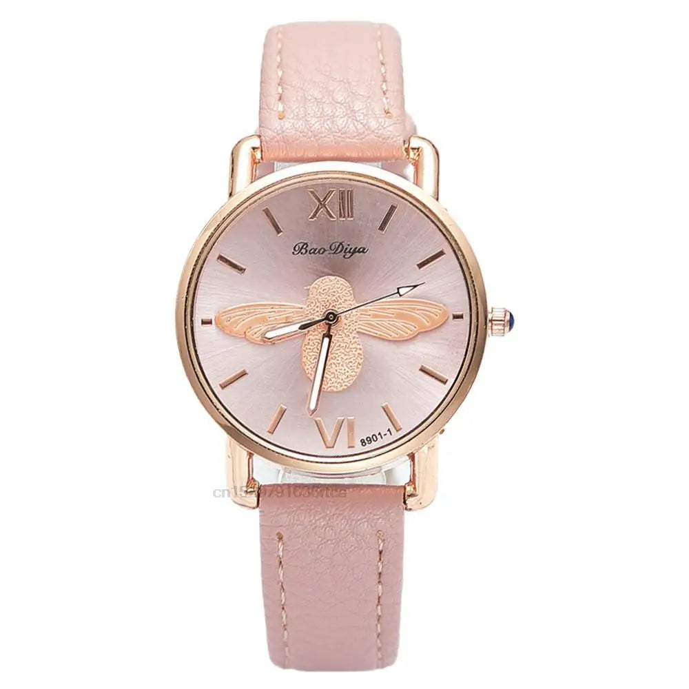 Fashion Casual Female Quartz Clock Simple Little Bee Design Women Watches Vintage Green Leather Ladies Luxury Wristwatches