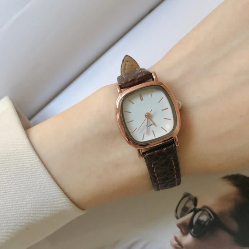 Retro Brown Women Watches Qualities Small Ladies Wristwatches Vintage Leather Bracelet Watch Fashion Brand Female Envío Gratis