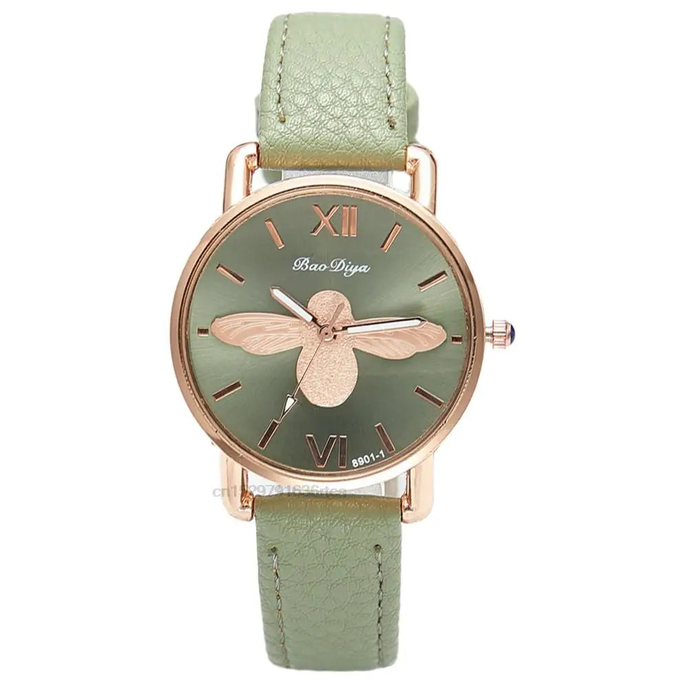 Fashion Casual Female Quartz Clock Simple Little Bee Design Women Watches Vintage Green Leather Ladies Luxury Wristwatches